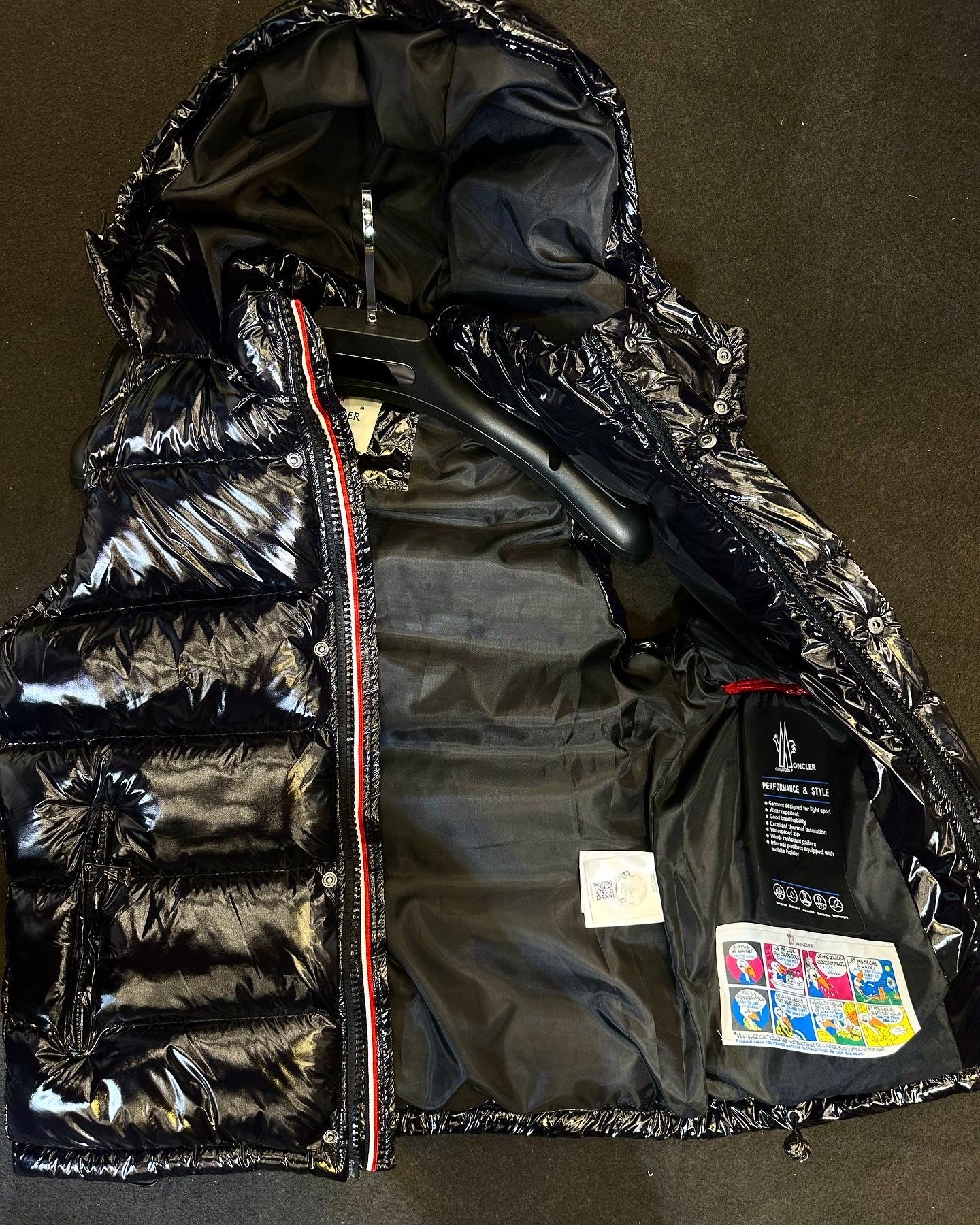 MONCLER - ΑΜΑΝΙΚΟ ΜΠΟΥΦΑΝ