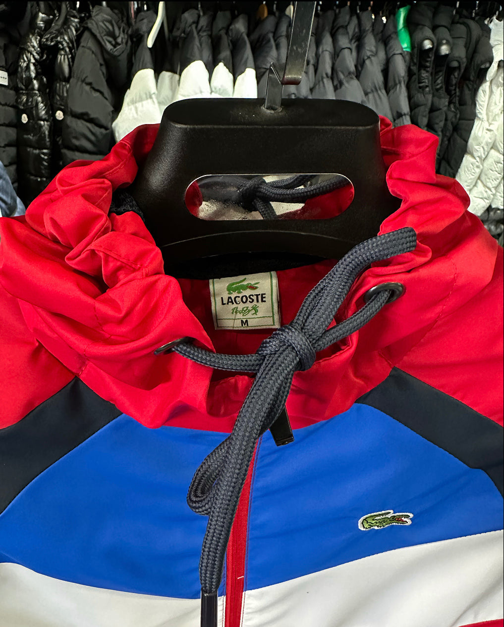 LACOSTE ZAKETA - ΑΝΤΙΑΝΕΜΙΚΟ SALE