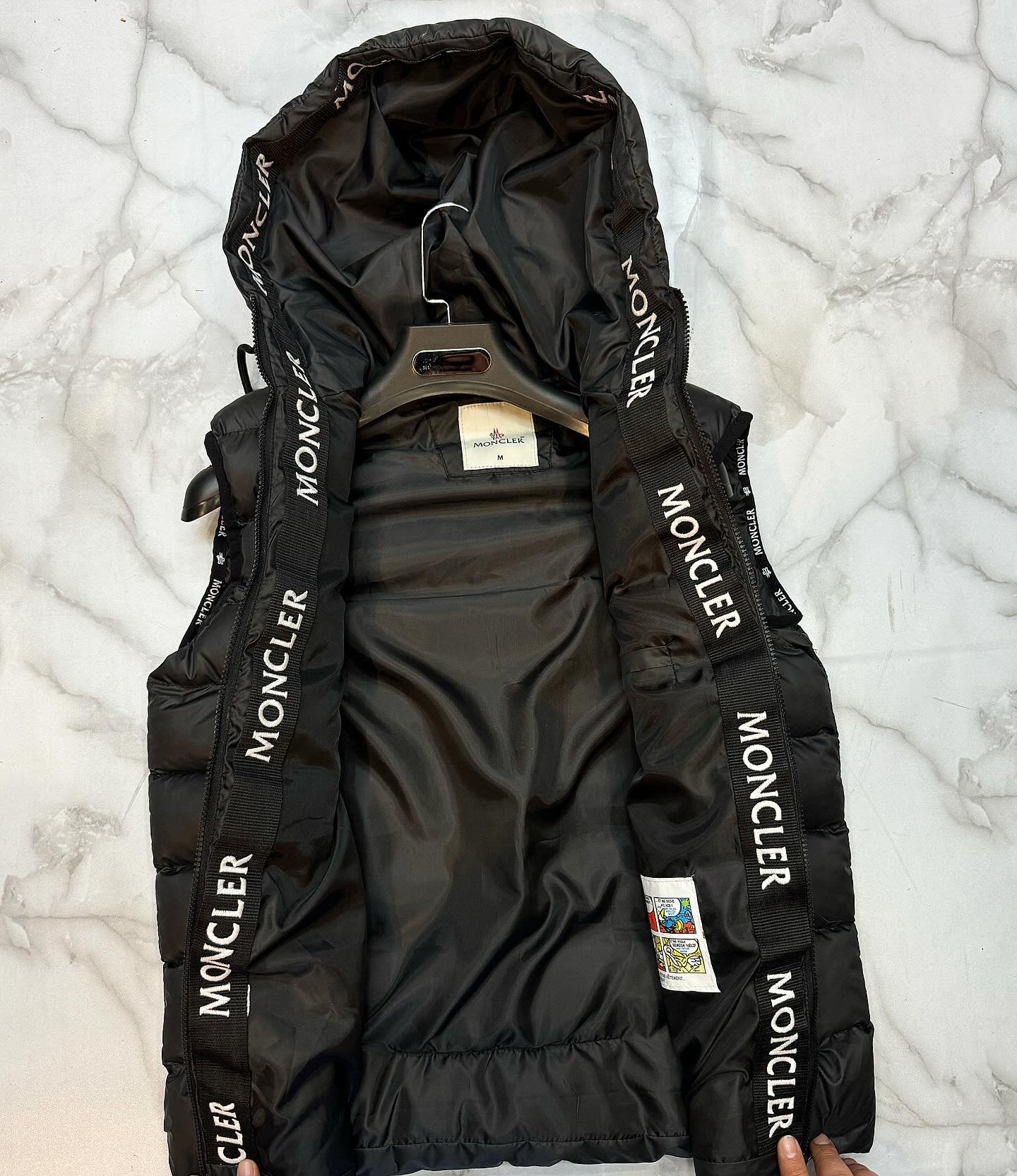 MONCLER ΑΜΑΝΙΚΟ ΜΠΟΥΦΑΝ - VEST BLACK