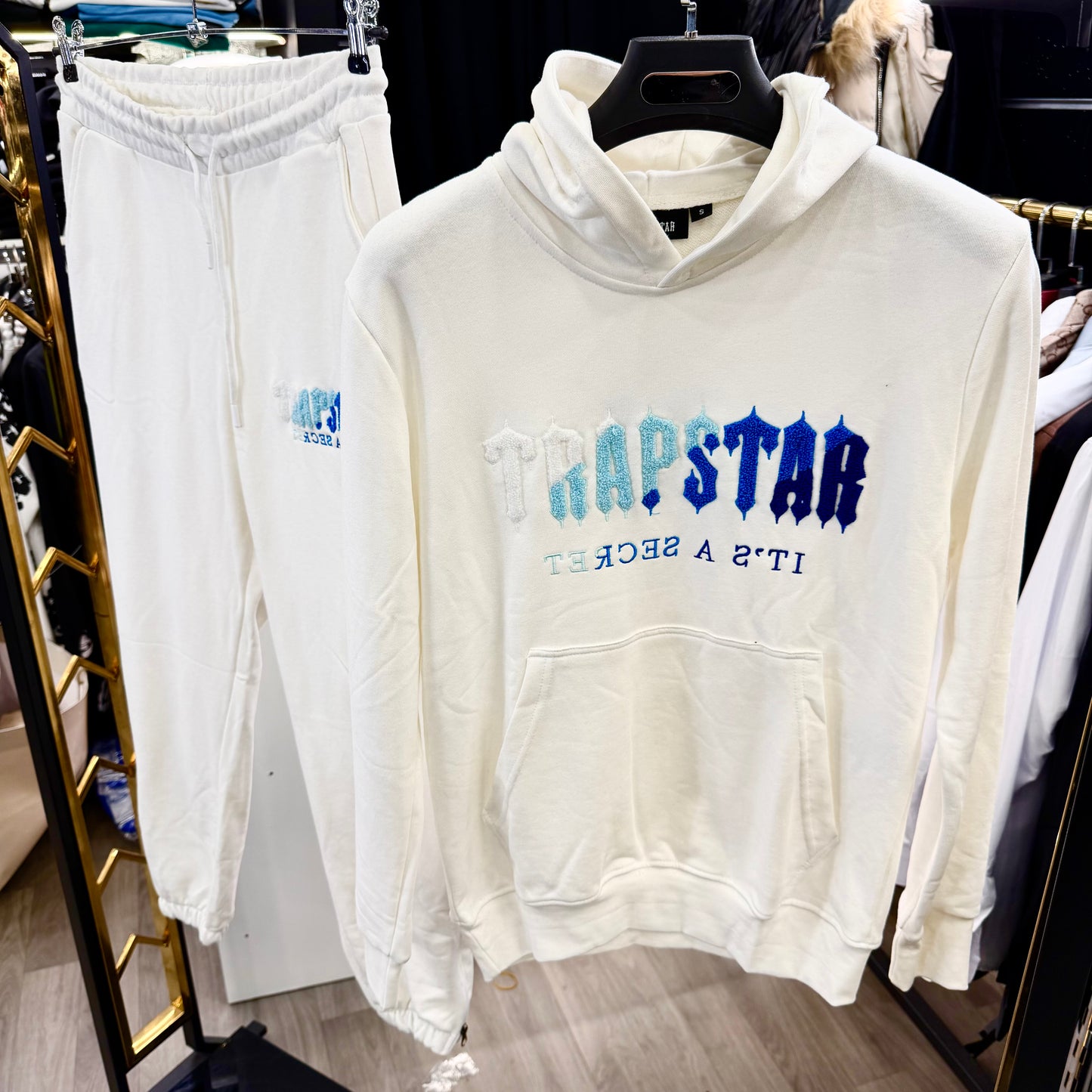 TRAPSTAR - ΣΕΤ ΦΟΡΜΕΣ