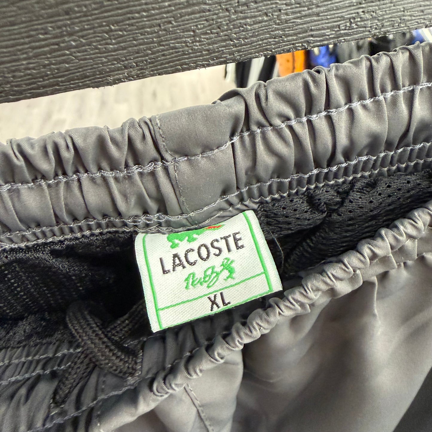 LACOSTE - ΓΚΡΙ ΜΑΥΡΟ ΣΕΤ ΦΟΡΜΕΣ