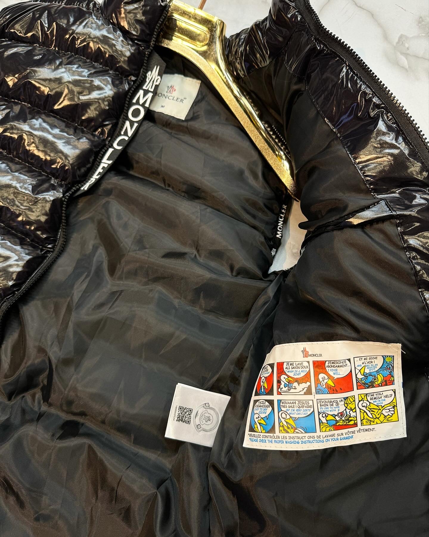 Moncler -ΑΜΑΝΙΚΟ ΜΠΟΥΦΑΝ