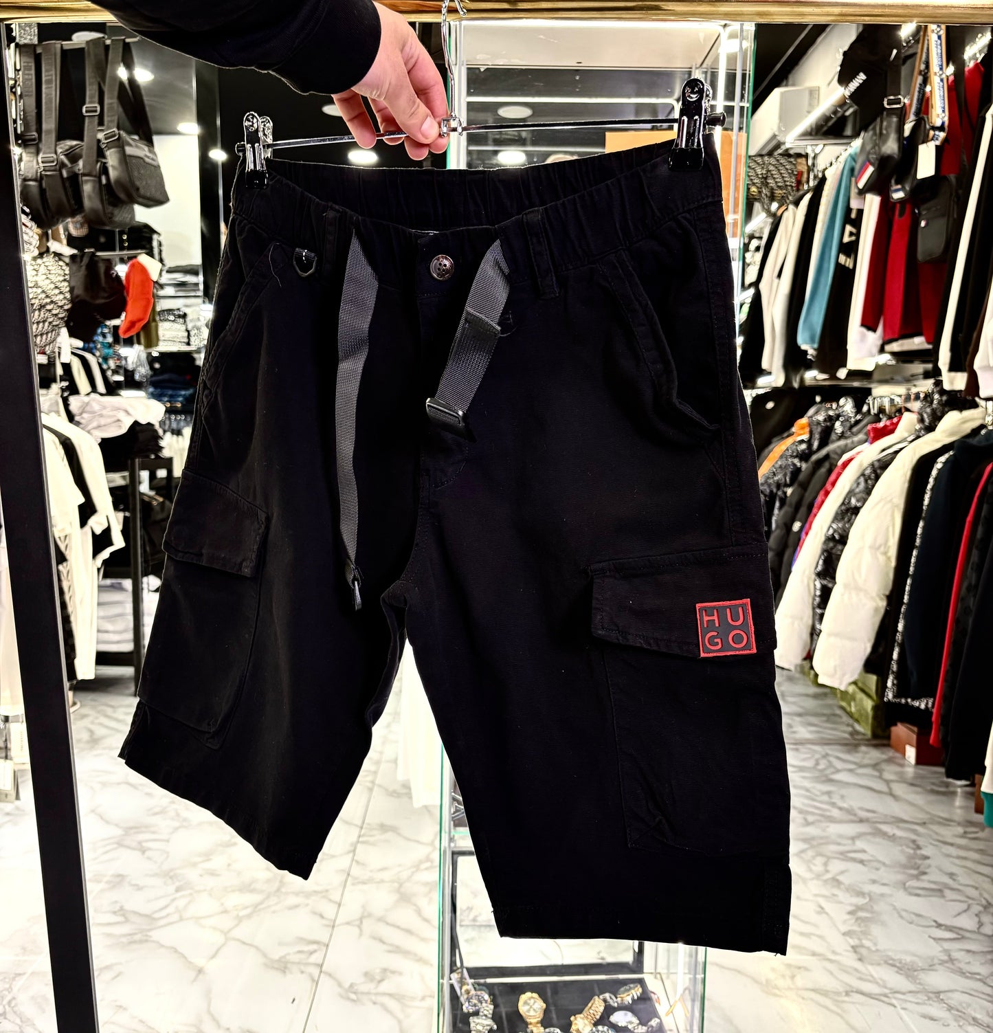 ΒΕΡΜΟΥΔΑ - HUGO