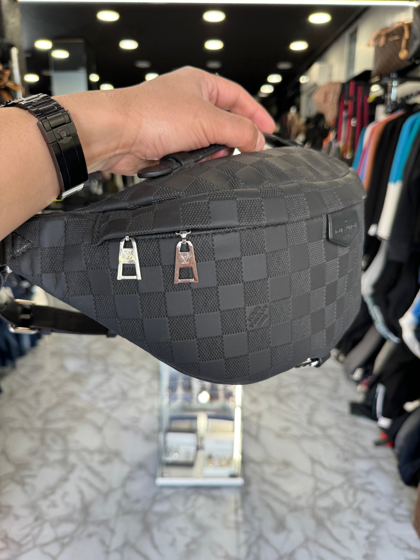 ΤΣΑΝΤΑΚΙ - LV