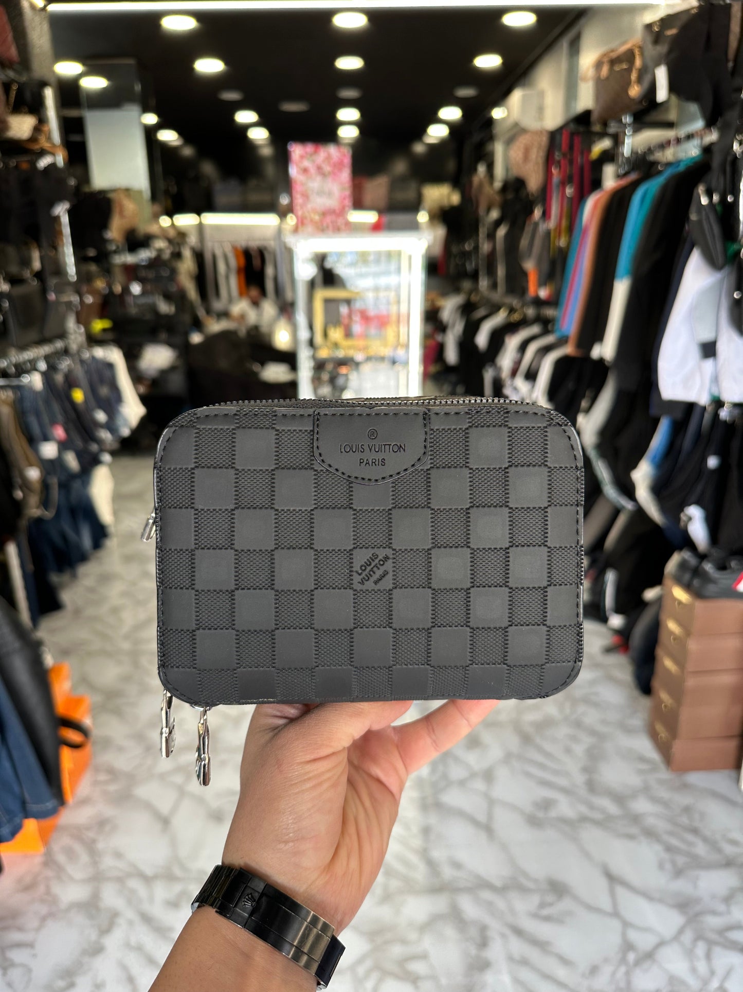 ΤΣΑΝΤΑΚΙ - LV