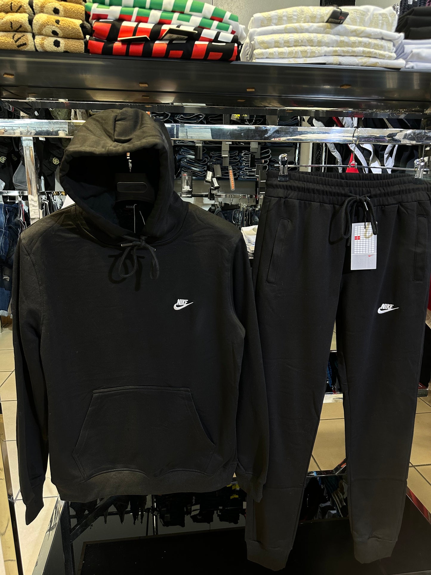 NIKE SPORTSWEAR ΣΕΤ ΦΟΡΜΕΣ