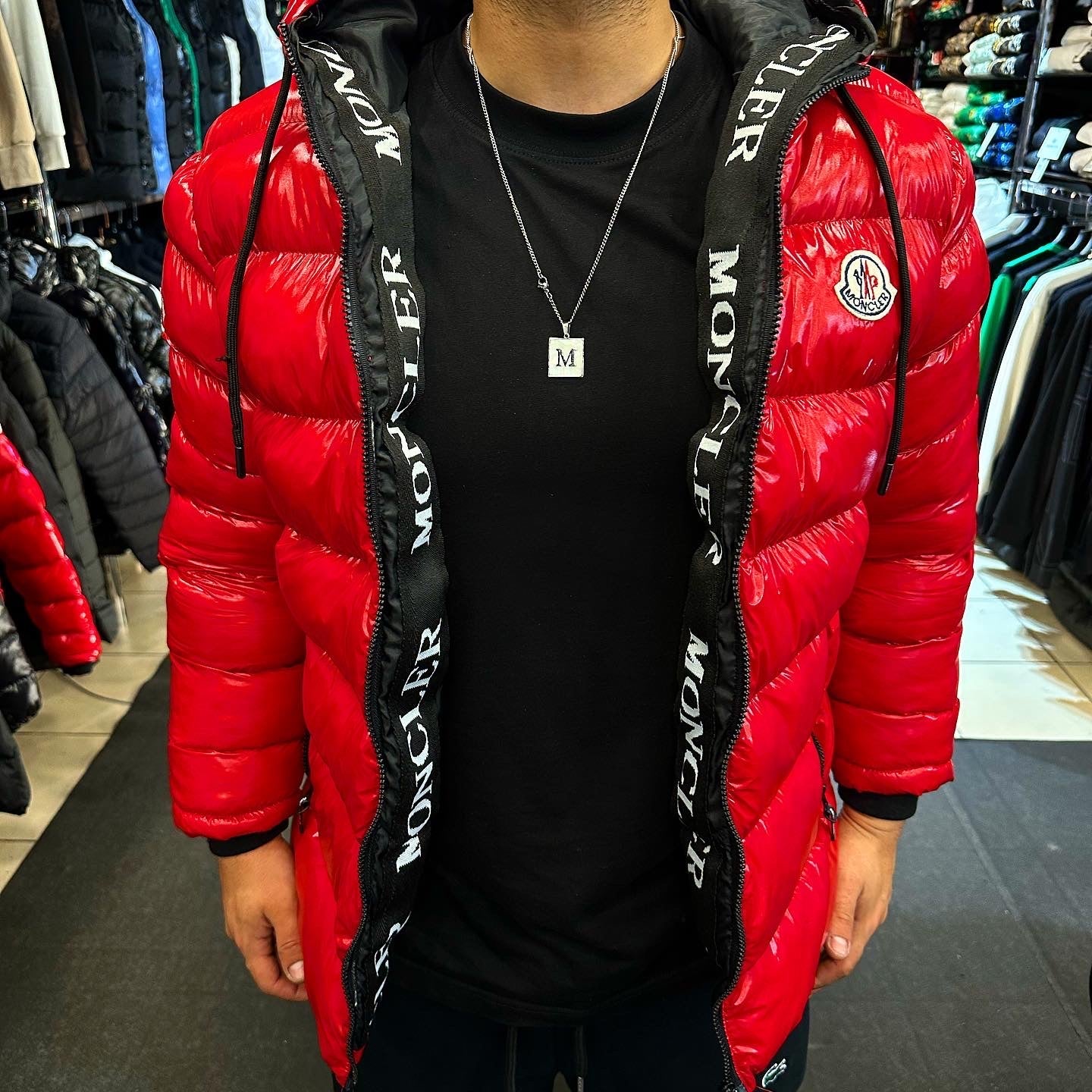 MONCLER ΚΟΚΚΙΝΟ ΜΠΟΥΦΑΝ