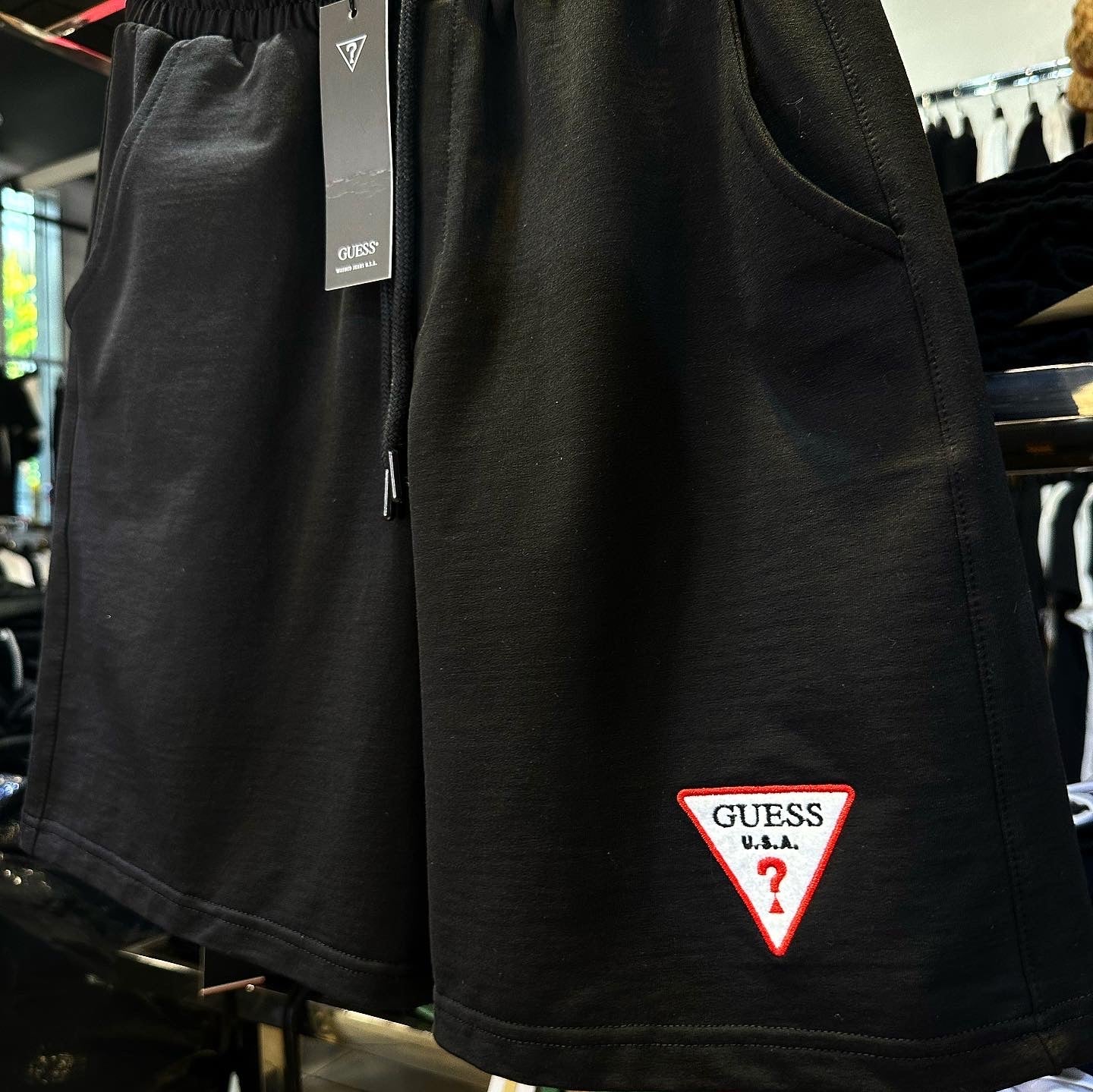 ΒΕΡΜΟΥΔΑ Guess Black