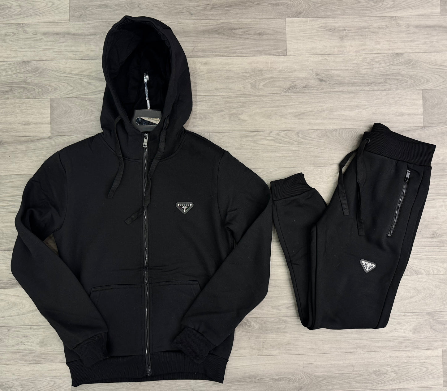 PRADA - ΣΕΤ ΦΟΡΜΕΣ