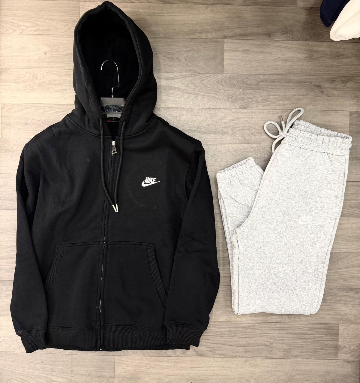 NIKE SPORTSWEAR ΣΕΤ ΦΟΡΜΕΣ