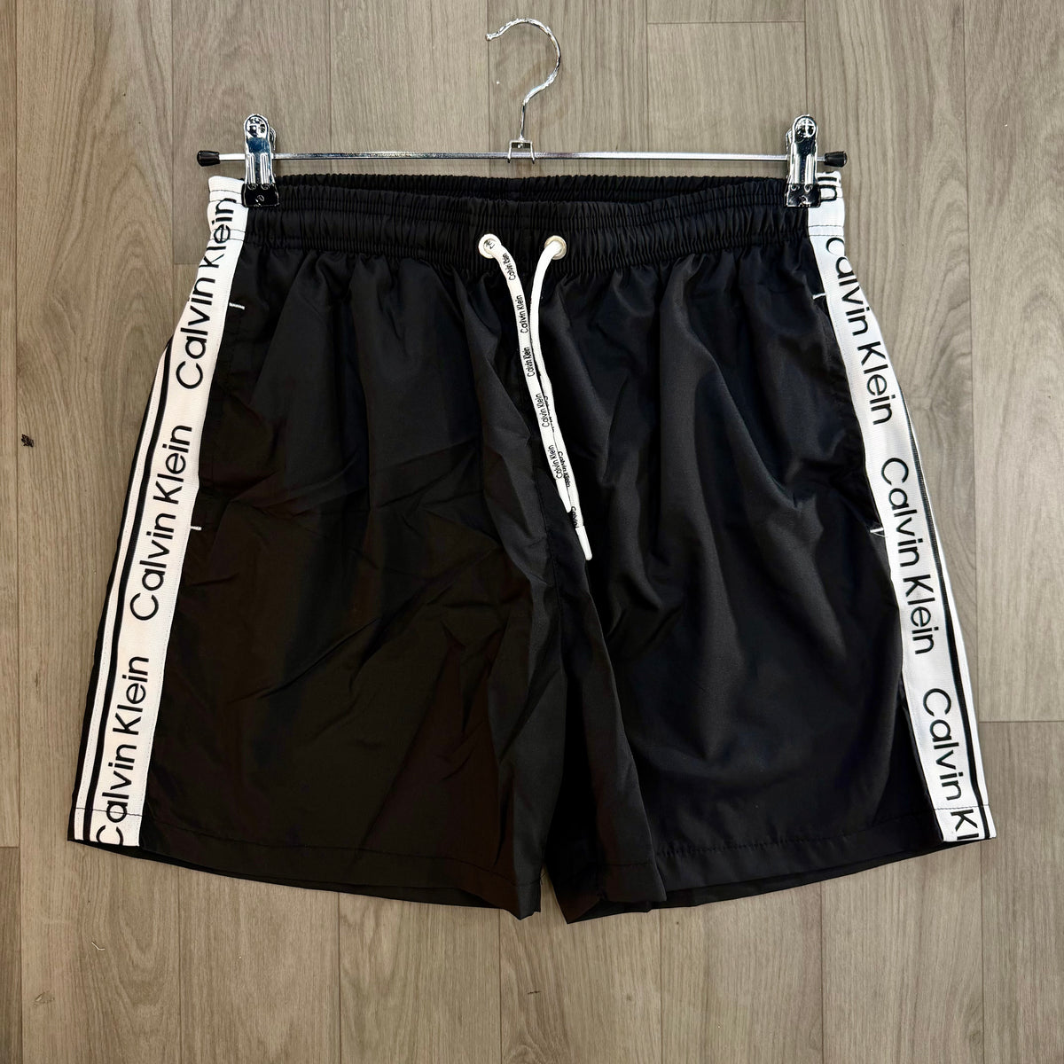 ΜΑΓΙΟ - CALVIN KLEIN Offers 1+1 ΔΩΡΟ