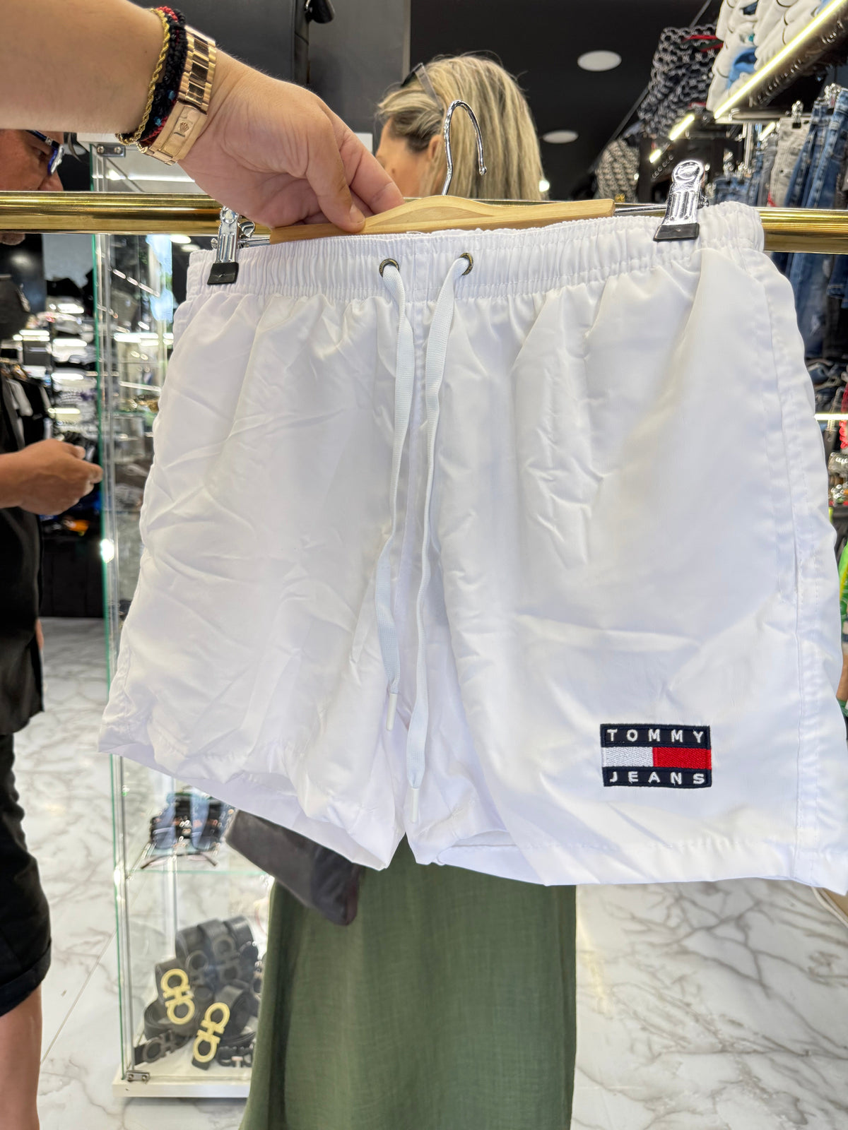 ΜΑΓΙΟ - TOMMY HILFIGER Offers