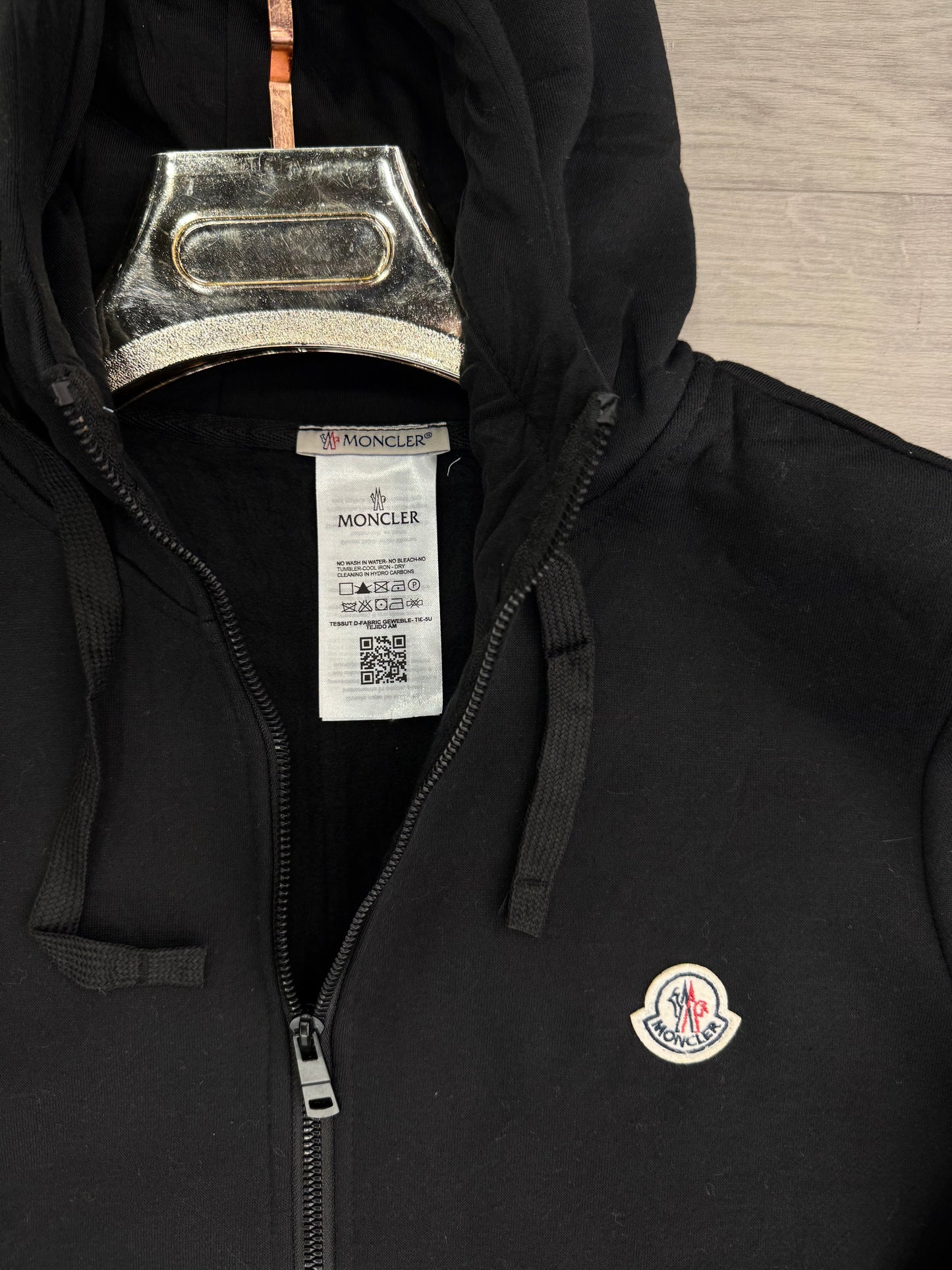 MONCLER - ΣΕΤ ΦΟΡΜΕΣ