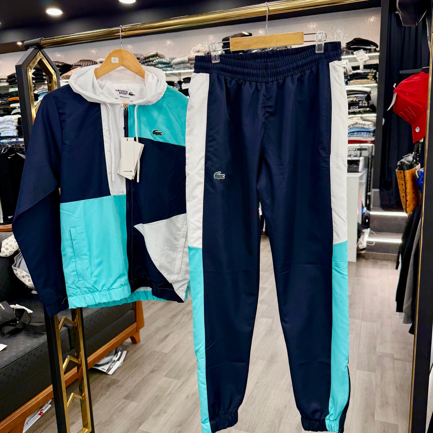 LACOSTE - ΣΕΤ ΦΟΡΜΕΣ