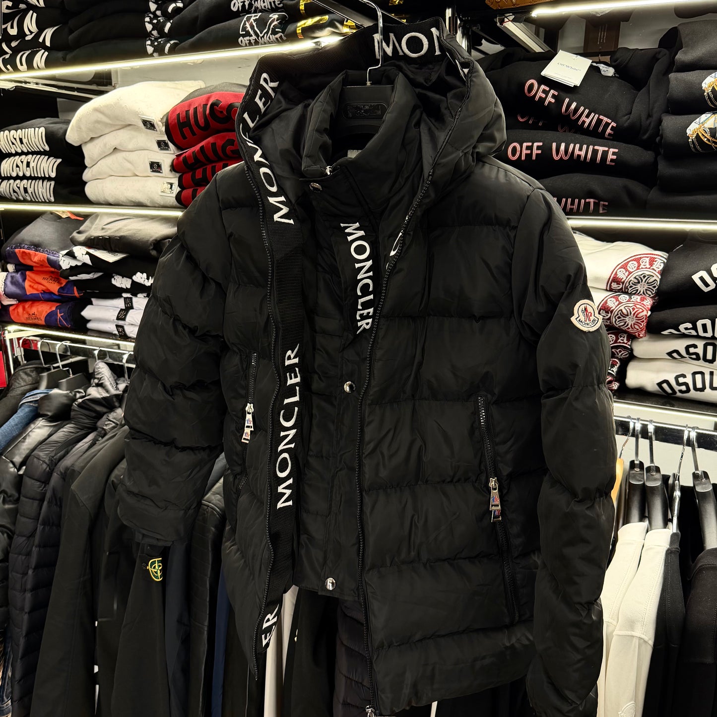 MONCLER - ΜΠΟΥΦΑΝ