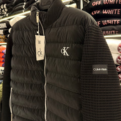 CALVIN KLEIN - ΜΠΟΥΦΑΝ