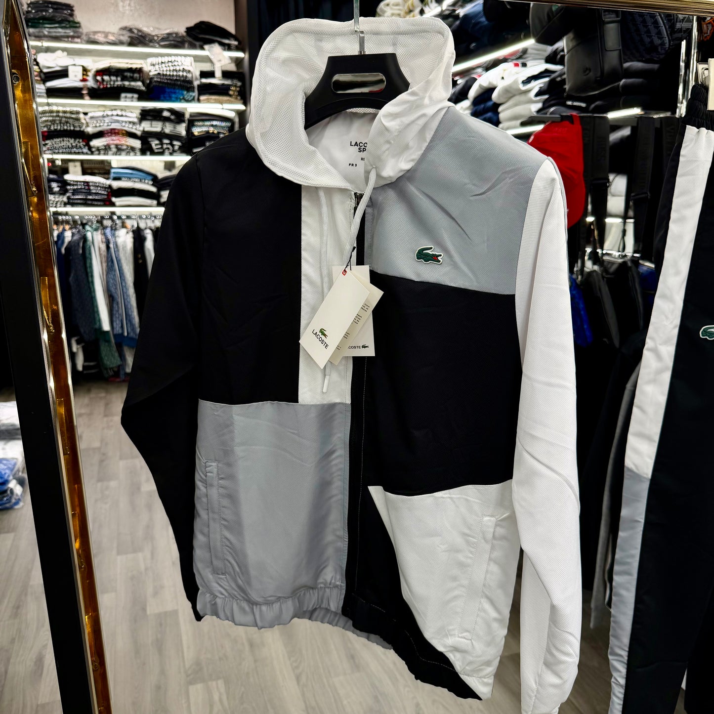 LACOSTE - ΜΑΥΡΟ ΓΚΡΙ ΣΕΤ ΦΟΡΜΕΣ