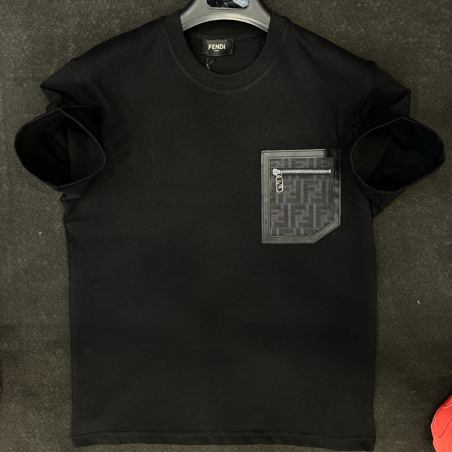 FENDI - T-SHIRT
