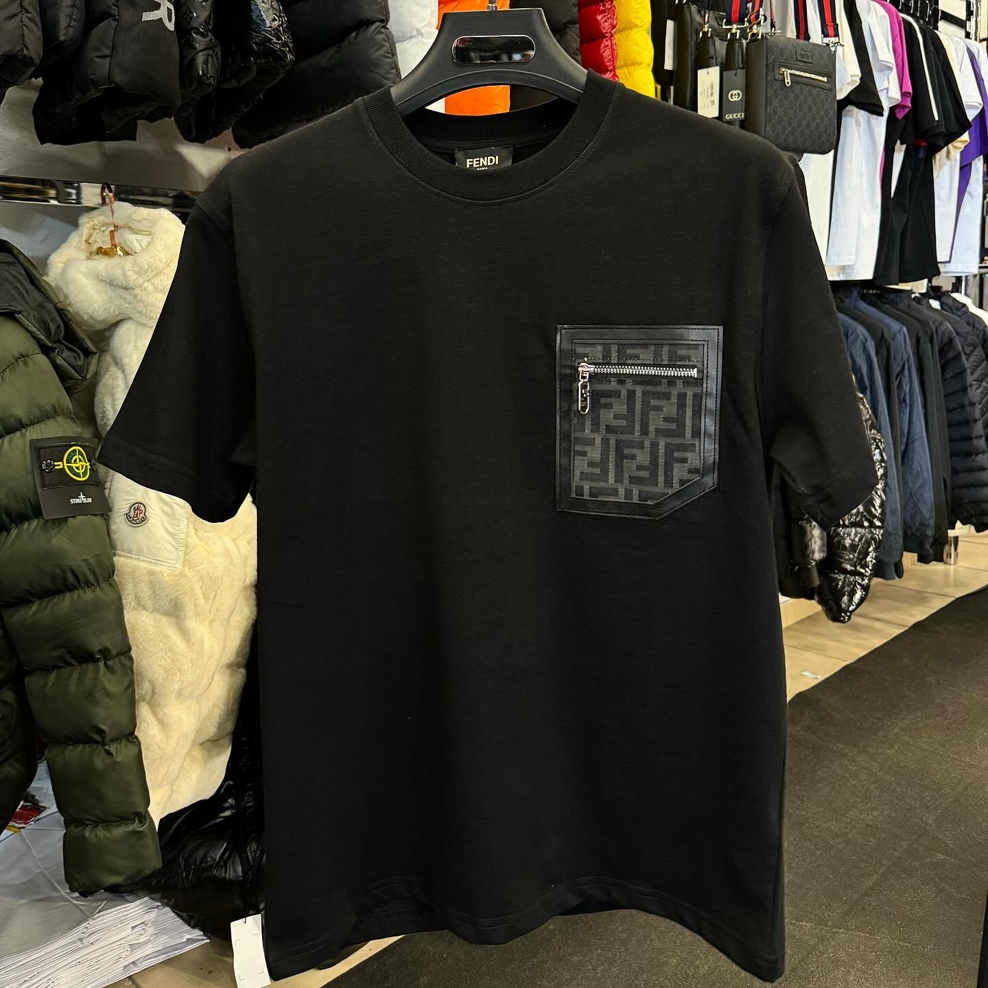 FENDI - T-SHIRT