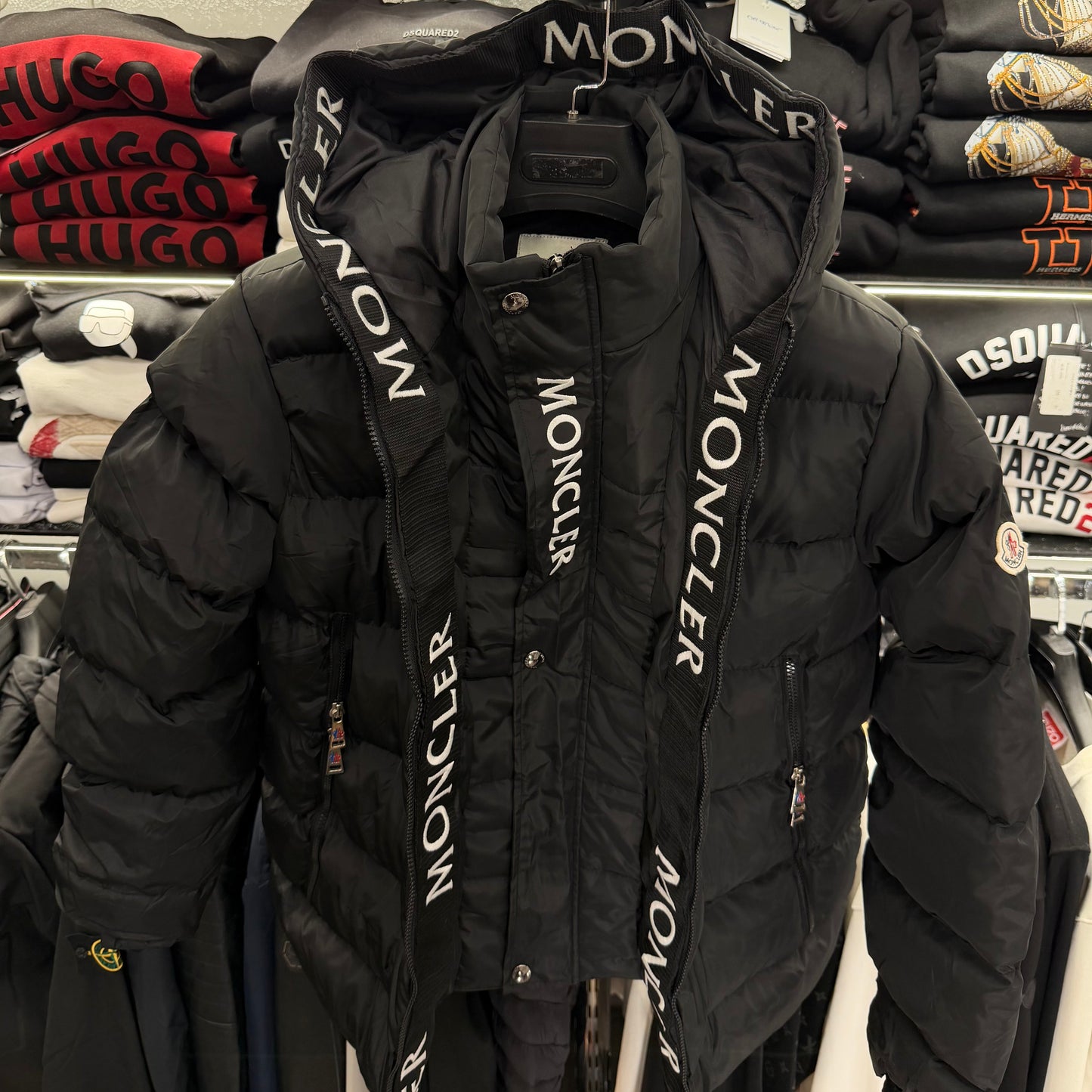 MONCLER - ΜΠΟΥΦΑΝ
