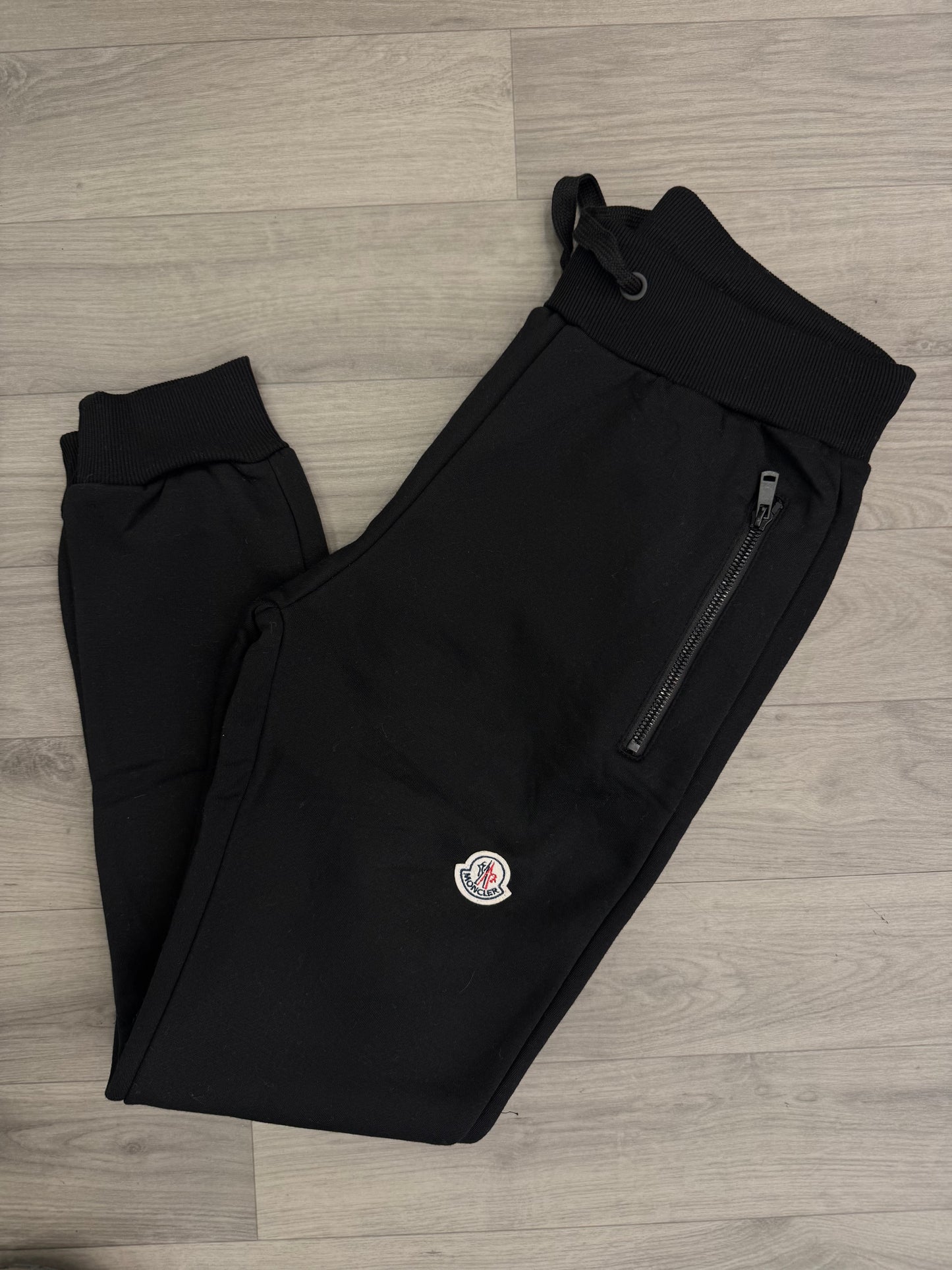 MONCLER - ΣΕΤ ΦΟΡΜΕΣ