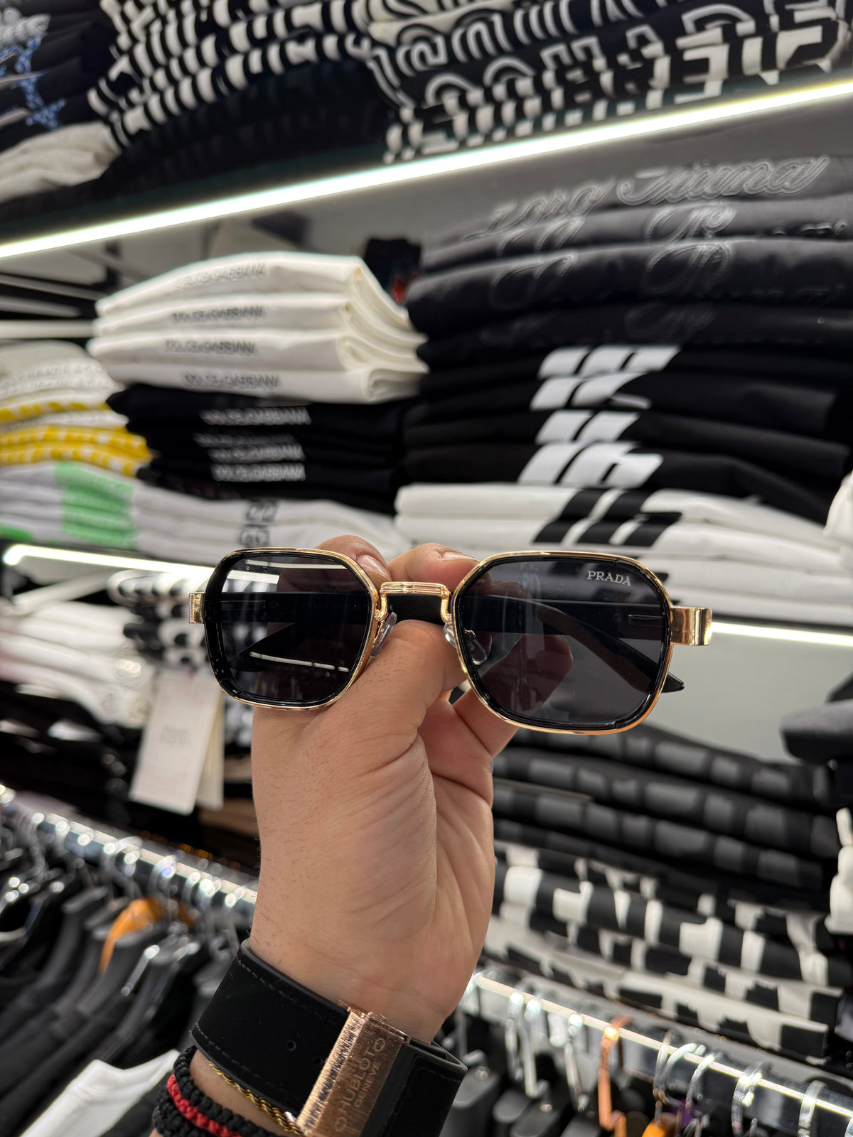 ΓΥΑΛΙΑ ΗΛΙΟΥ - PRADA