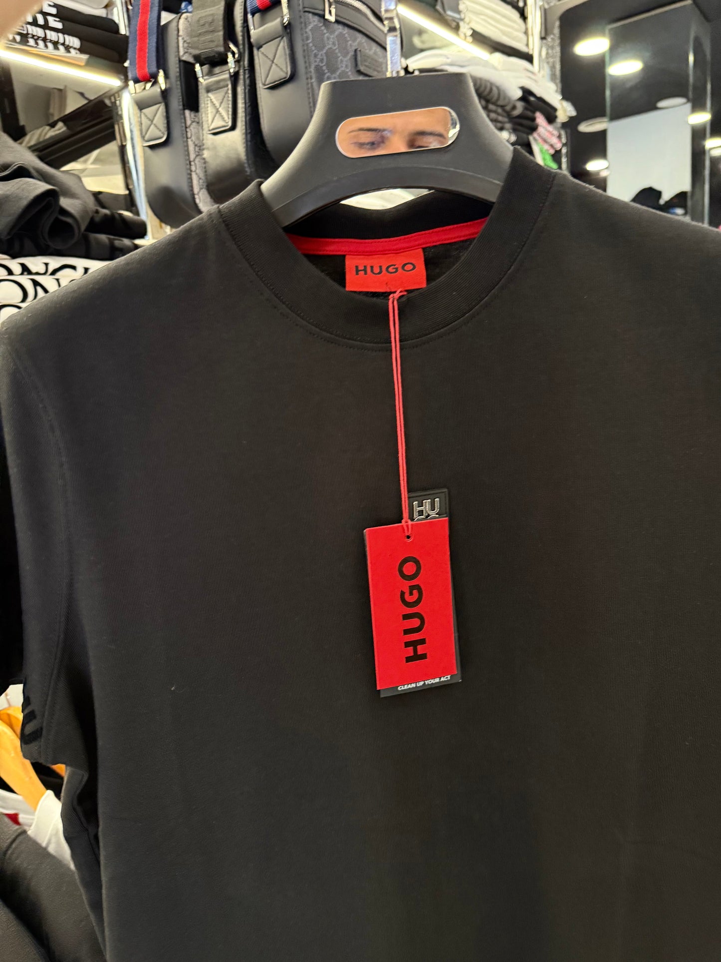 T-SHIRT - HUGO