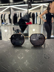 ΓΥΑΛΙΑ ΗΛΙΟΥ - PRADA