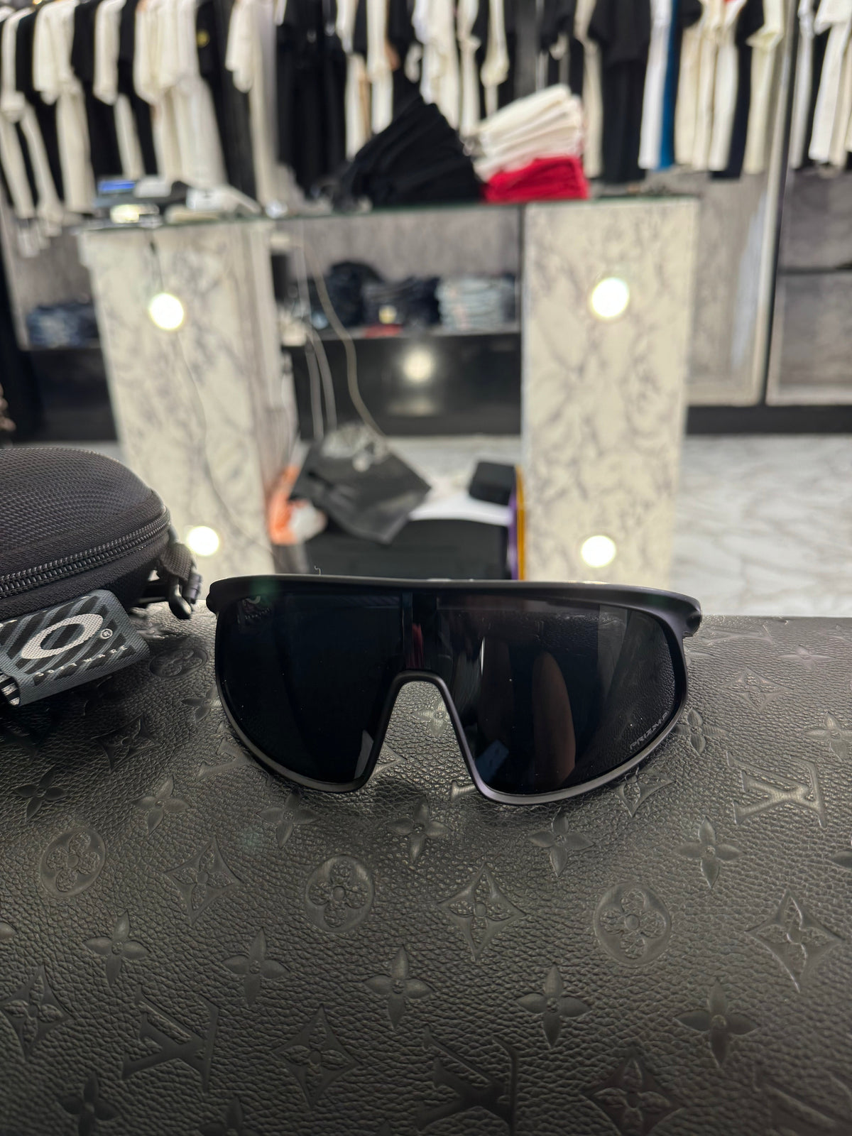 ΓΥΑΛΙΑ ΗΛΙΟΥ - OAKLEY