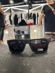 ΓΥΑΛΙΑ ΗΛΙΟΥ - PRADA