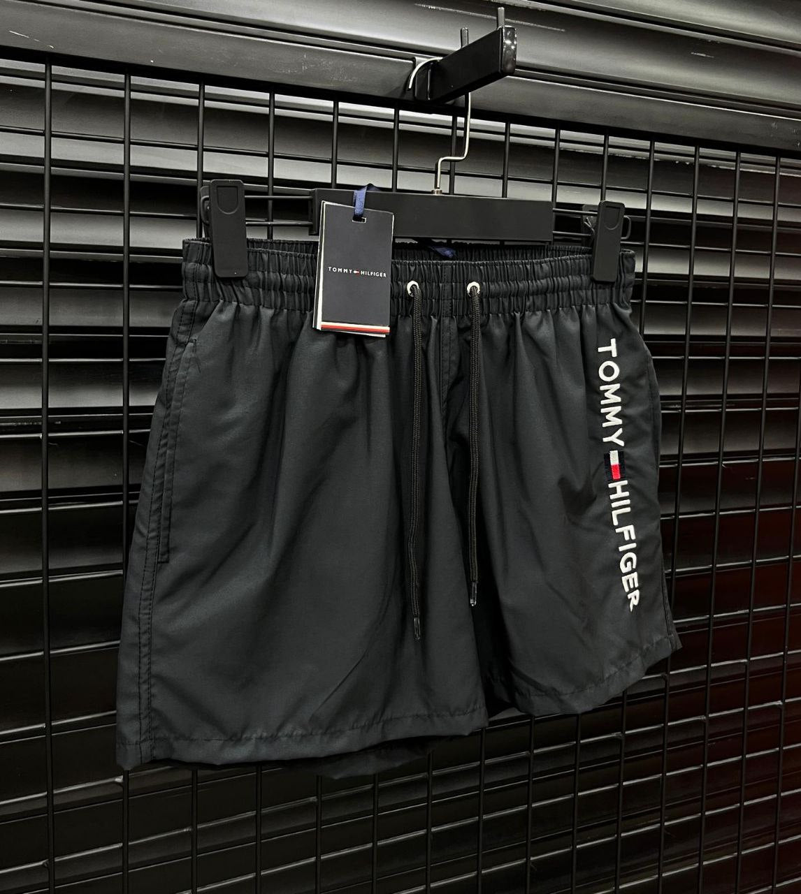ΜΑΓΙΟ - TOMMY HILFIGER Offers