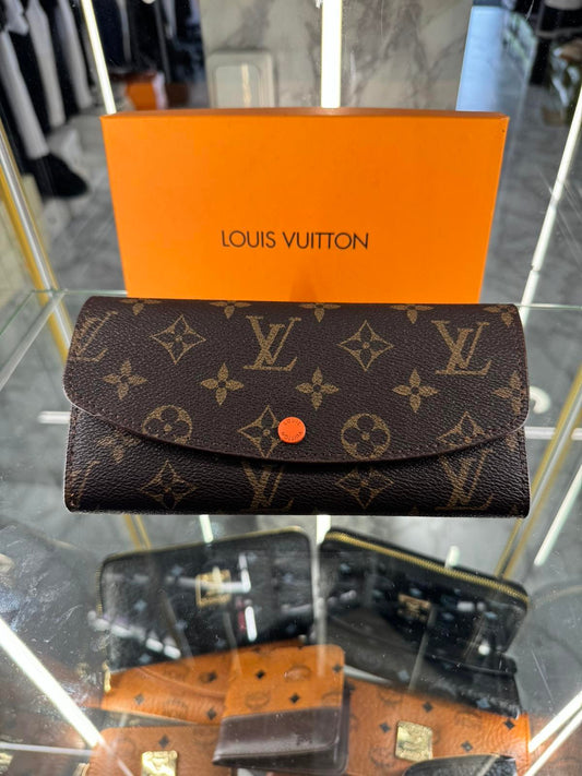 ΠΟΡΤΟΦΟΛΙ - LOUIS VUITTON