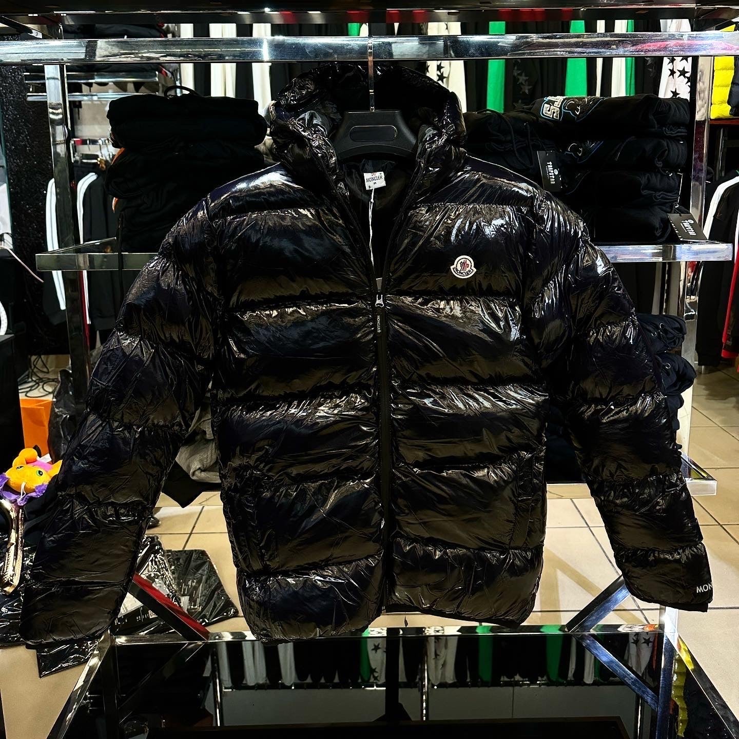 MONCLER ΜΠΟΥΦΑΝ ΜΑΥΡΟ