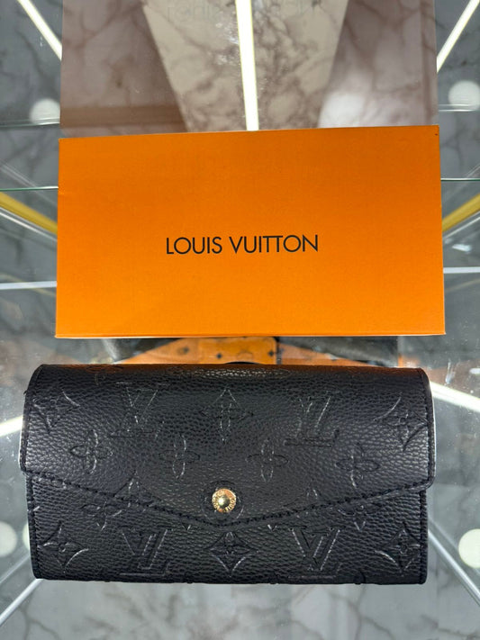 ΠΟΡΤΟΦΟΛΙ - LOUIS VUITTON