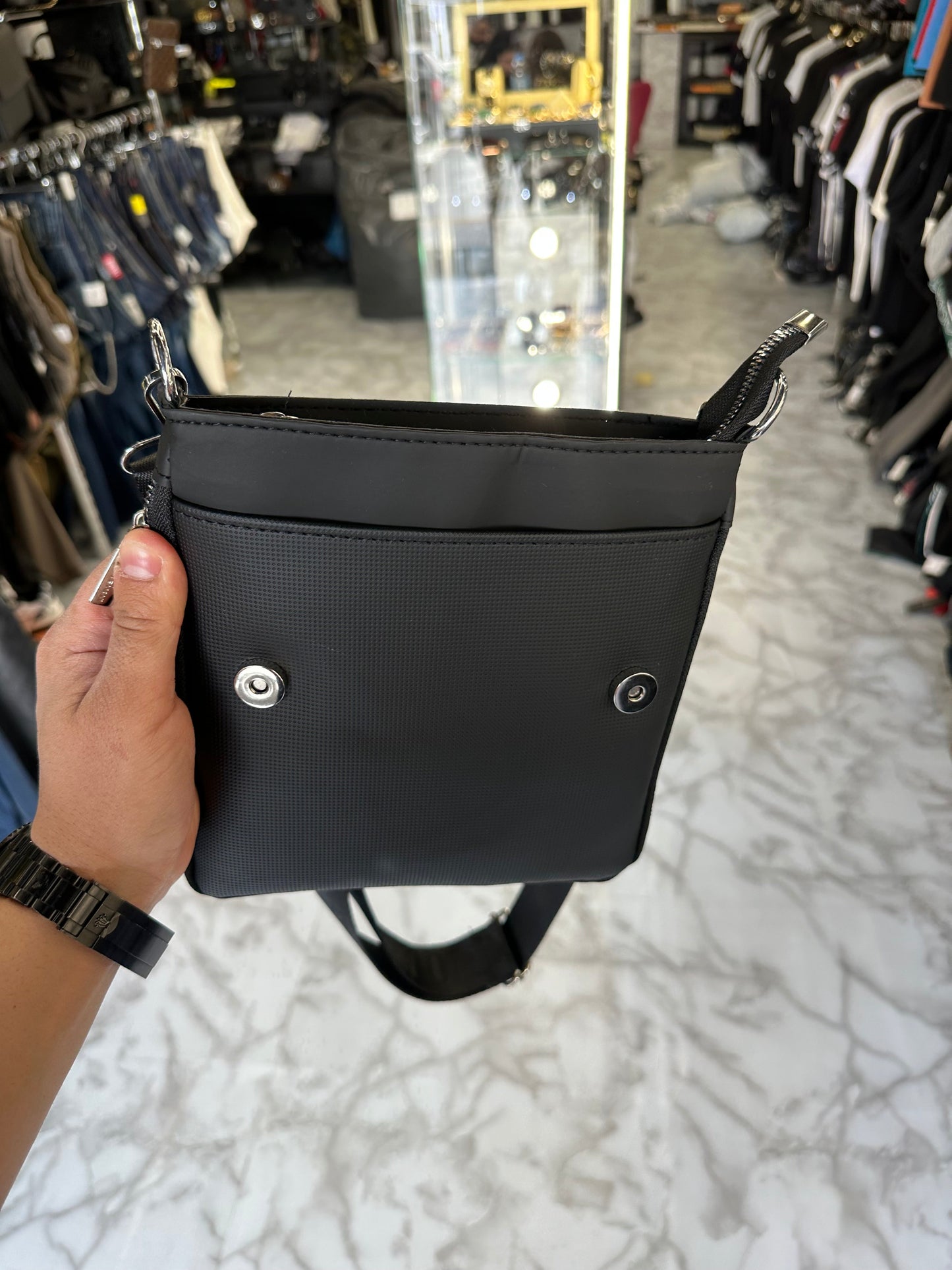 ΤΣΑΝΤΑΚΙ - LV