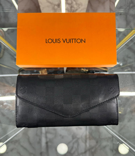 ΠΟΡΤΟΦΟΛΙ - LOUIS VUITTON