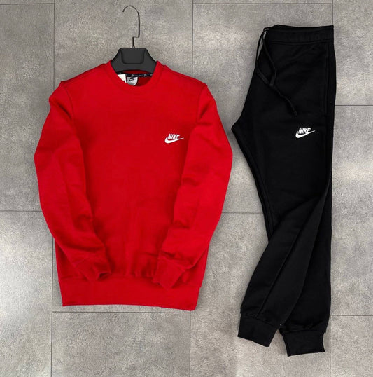 NIKE SPORTSWEAR SET