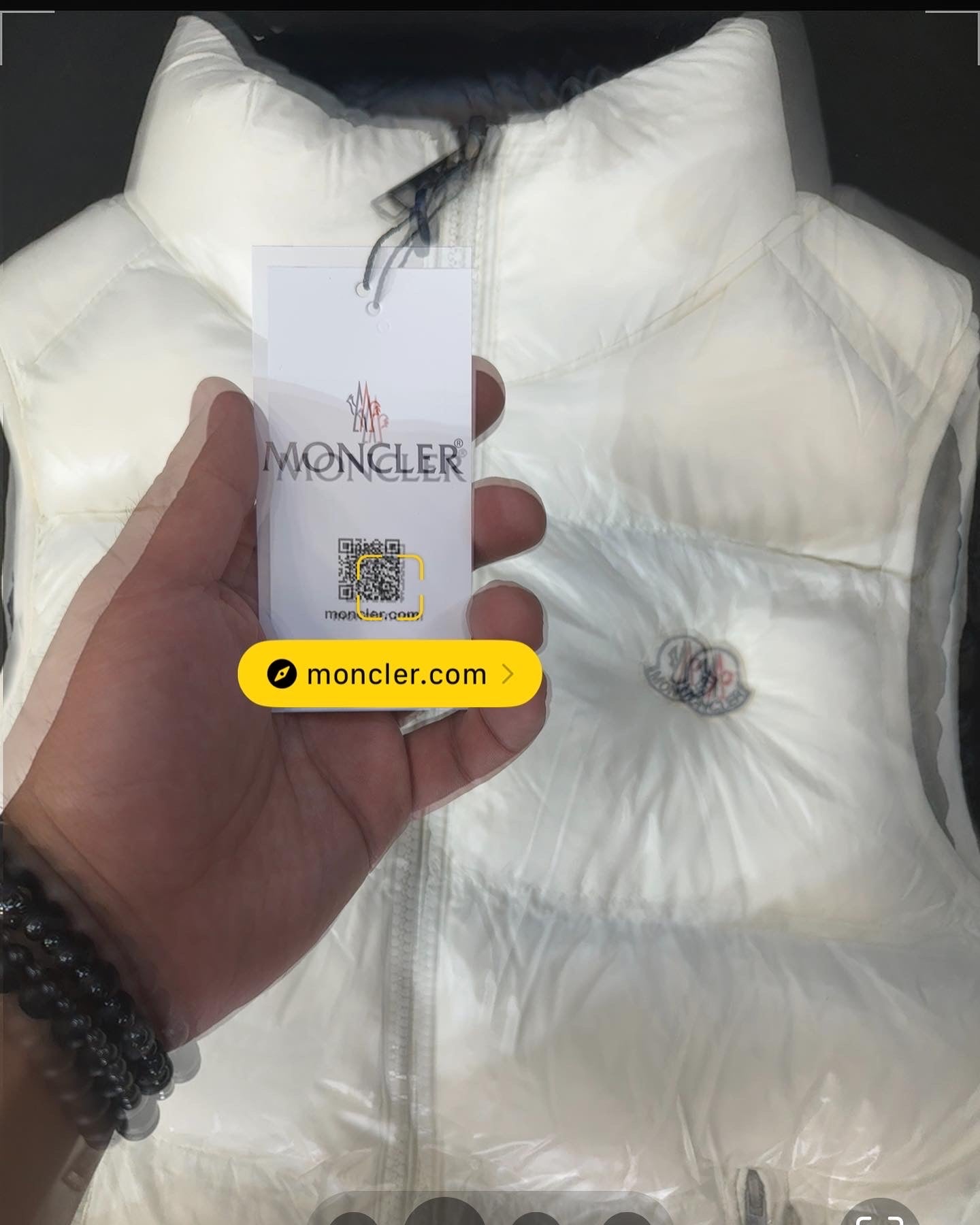 MONCLER - ΛΕΥΚΟ ΑΜΑΝΙΚΟ ΜΠΟΥΦΑΝ 2024