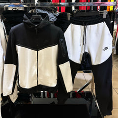 NIKE TECH FLEECE - ΣΕΤ ΦΟΡΜΕΣ