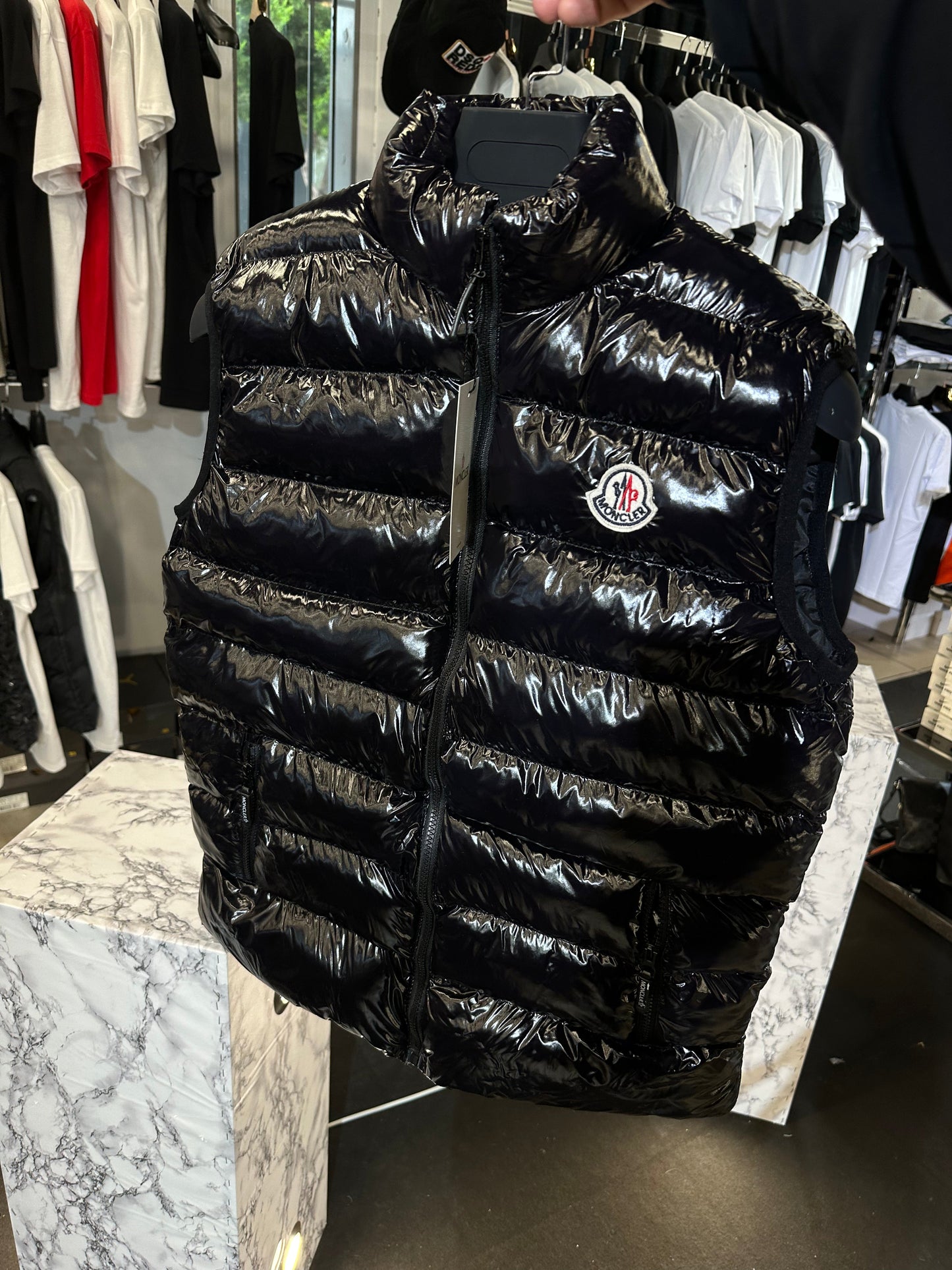 MONCLER - ΑΜΑΝΙΚΟ ΜΠΟΥΦΑΝ 2024